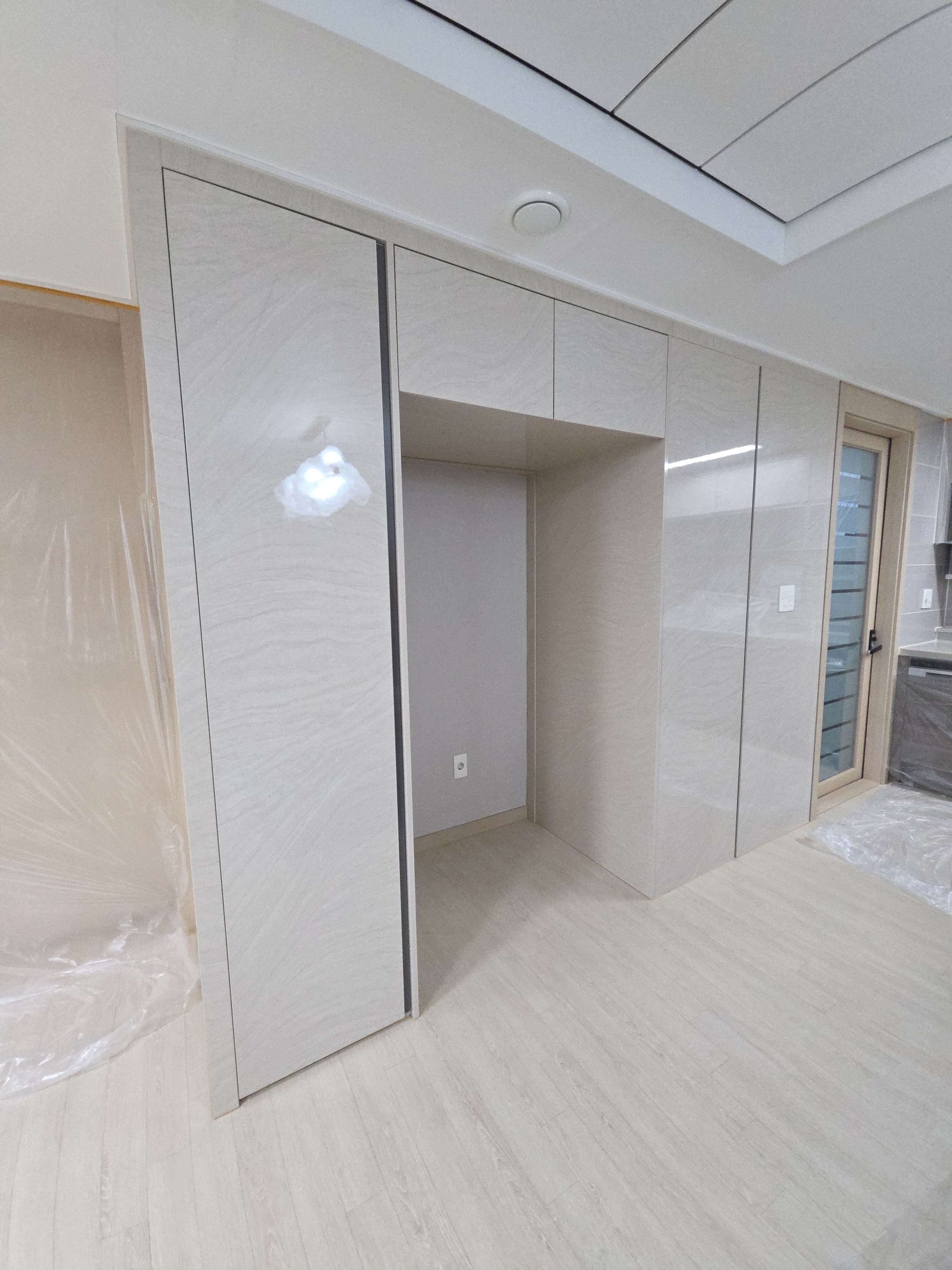 수납장 시공 전